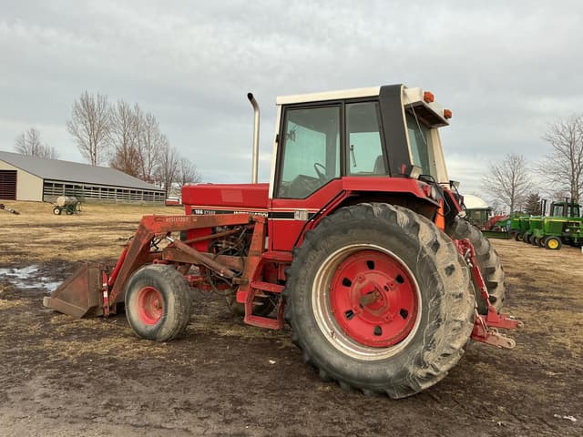 Image of International Harvester Hydro 186 equipment image 1