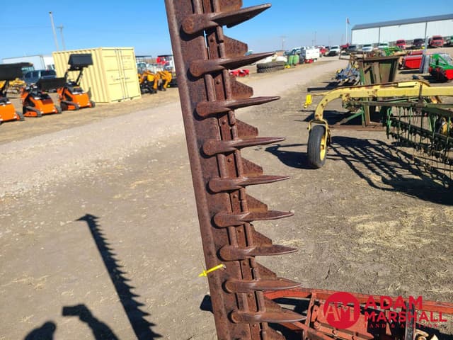 Image of International Harvester 200 equipment image 4