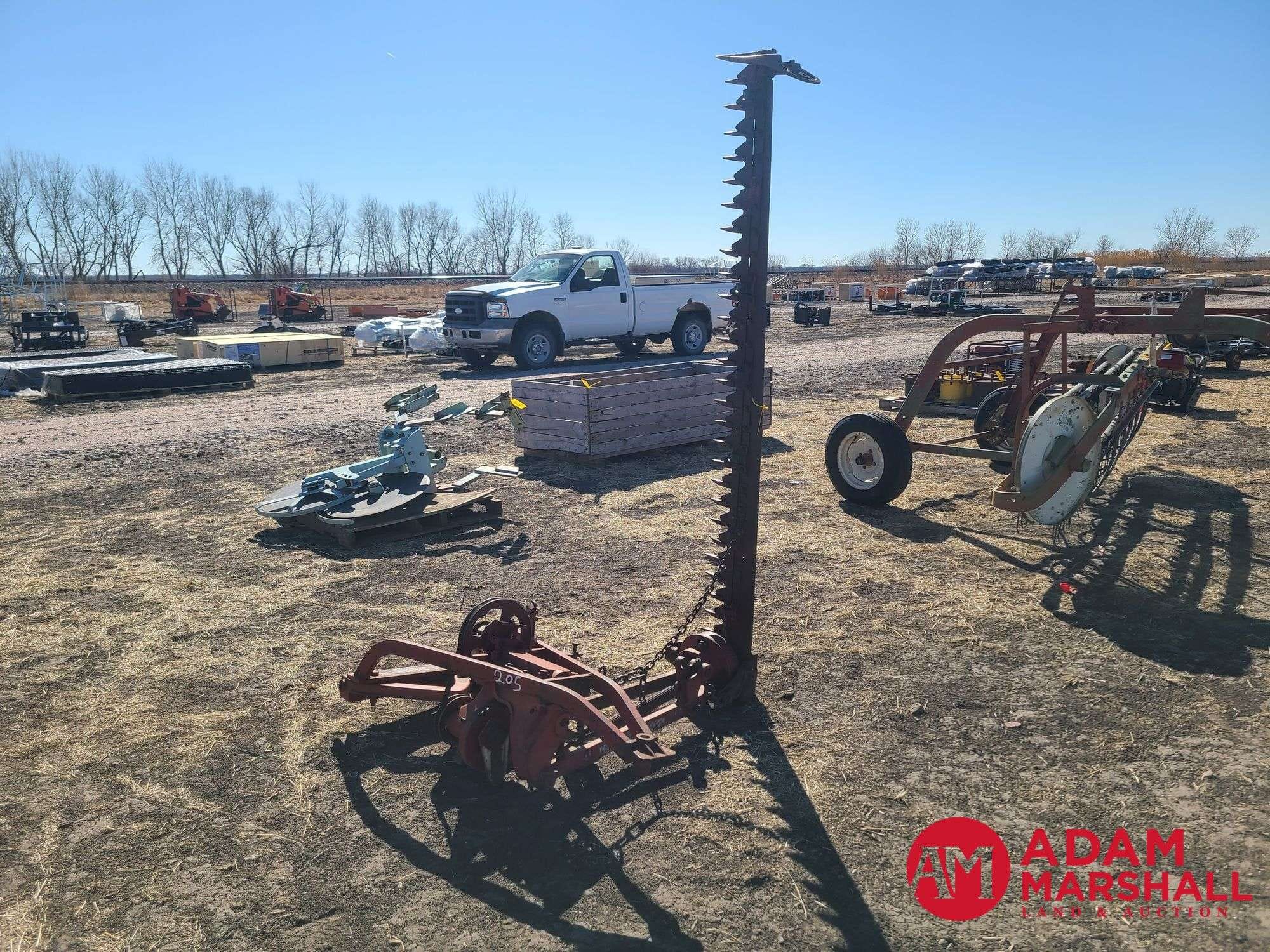 International Harvester 200 Equipment Image0