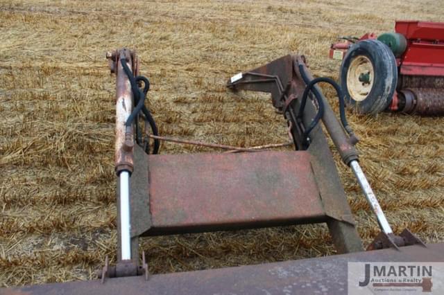 Image of International Harvester 2000 equipment image 4