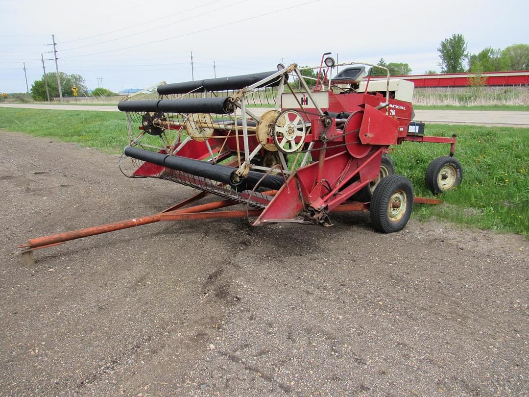 Image of International Harvester 210 Primary image