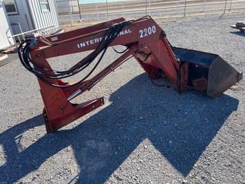 Main image International Harvester 2200