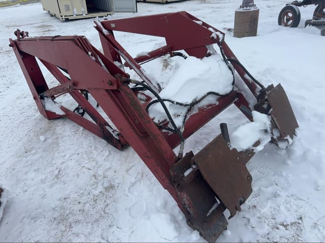 Image of International Harvester 2250 equipment image 1