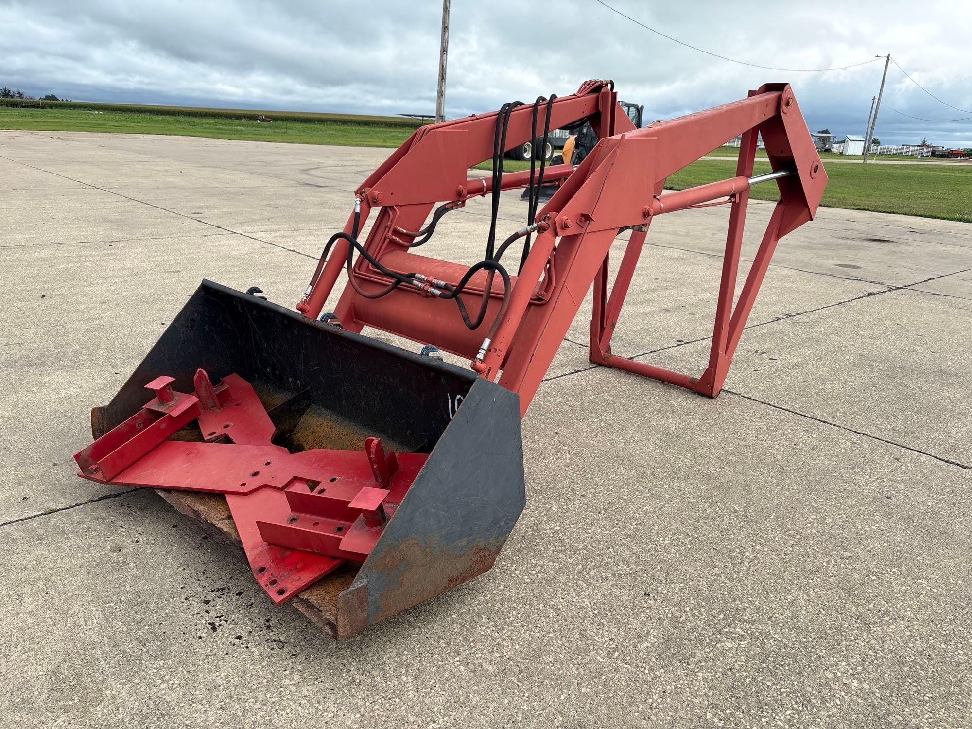 International Harvester 2250 Equipment Image0