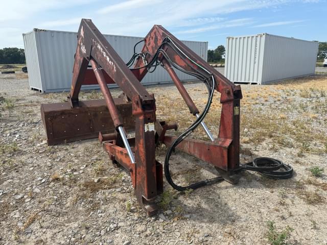 Image of International Harvester 2350 equipment image 3