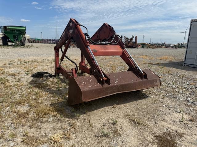 Image of International Harvester 2350 equipment image 1