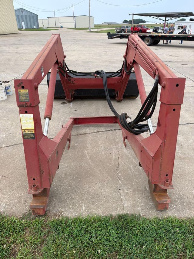 Image of International Harvester 2355 equipment image 4