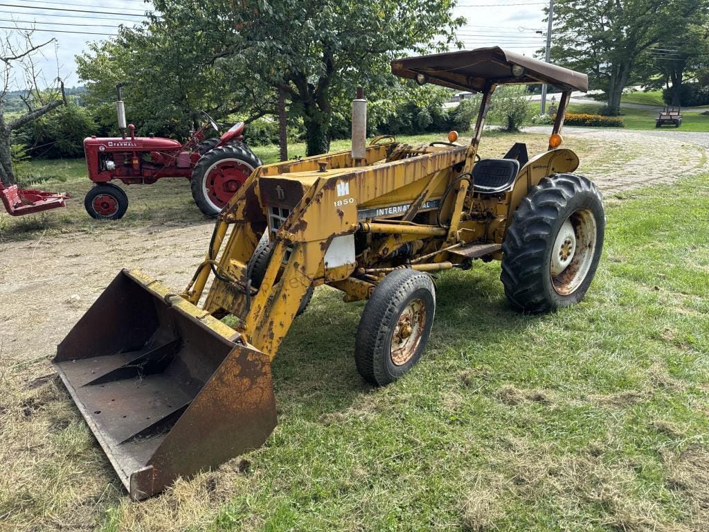 Main image International Harvester 238