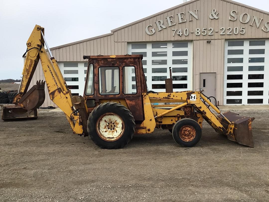 Image of International Harvester 2400A Primary image