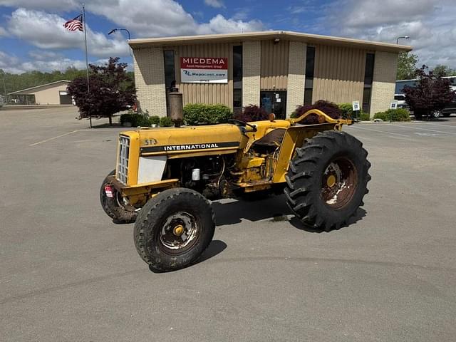 Image of International Harvester 2400B equipment image 1