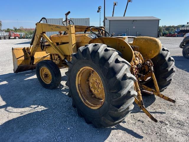 Image of International Harvester 2404 equipment image 4