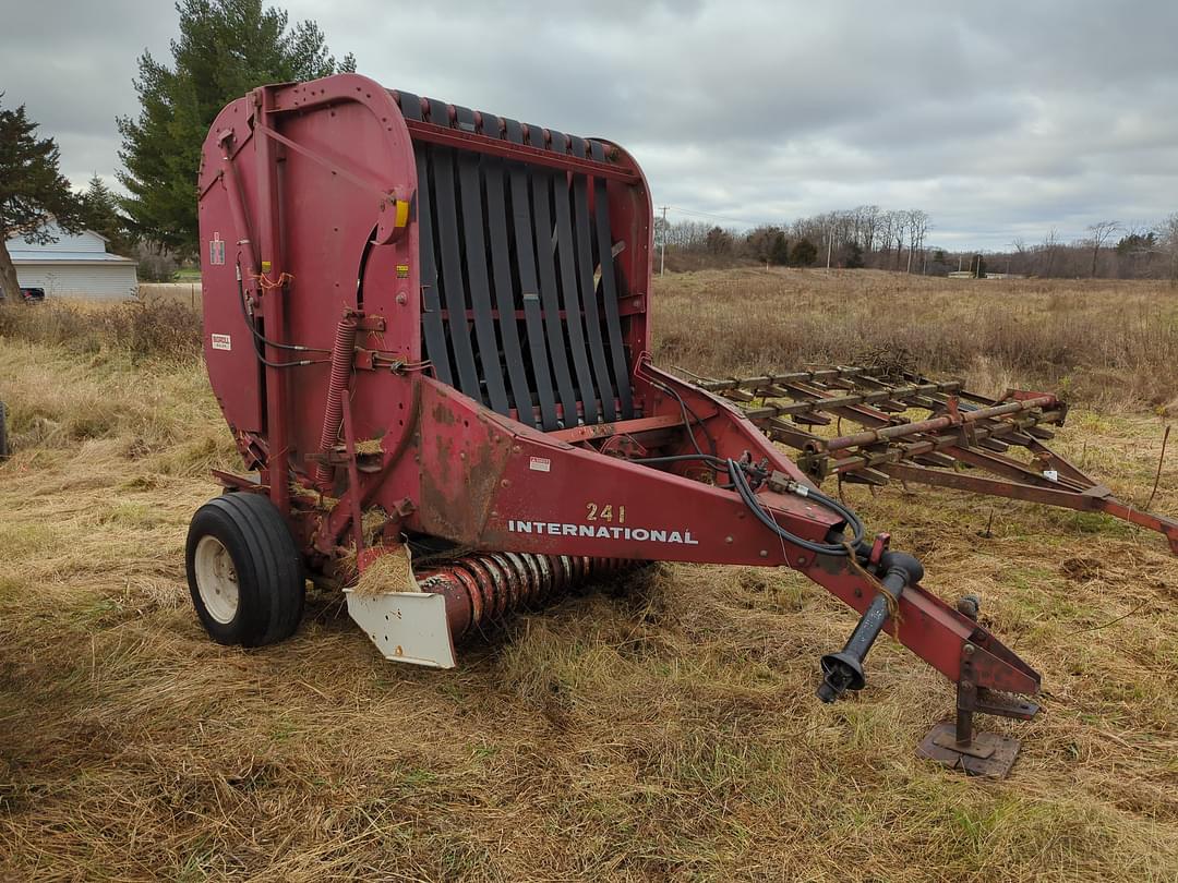 Image of International Harvester 241 Primary image