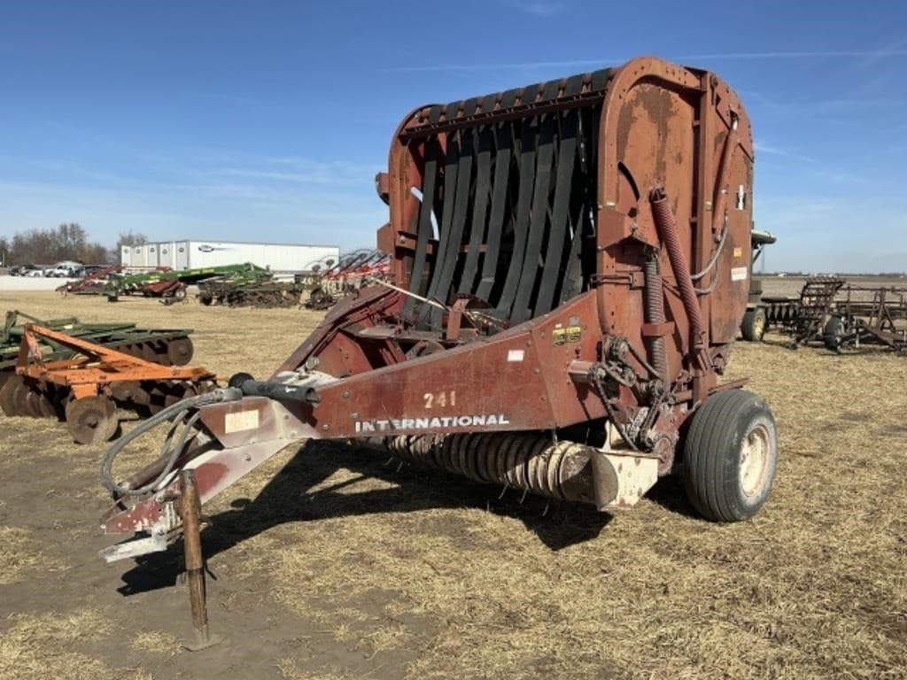 Image of International Harvester 241 Primary image