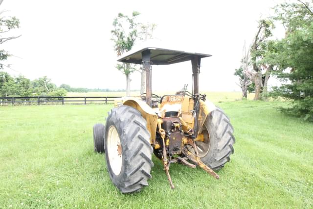 Image of International Harvester 2424 equipment image 4