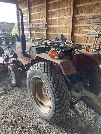 International Harvester 244 Equipment Image0