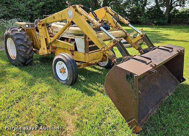 Image of International Harvester 2500B equipment image 2