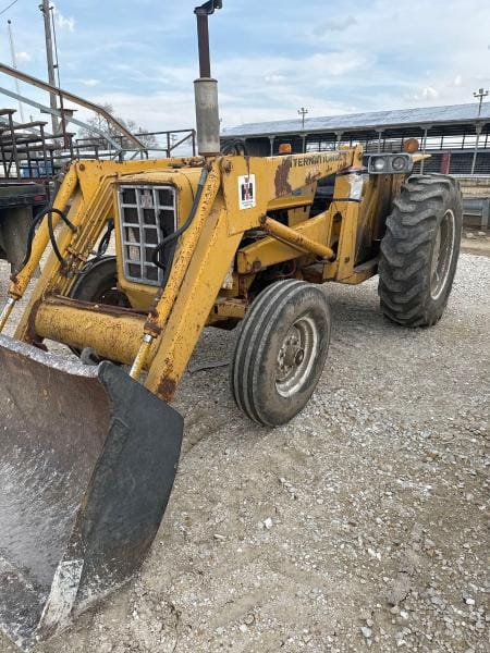 Main image International Harvester 2500A