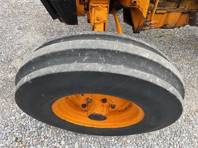Image of International Harvester 2500A equipment image 1