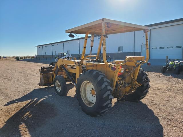 Image of International Harvester 2500B equipment image 3