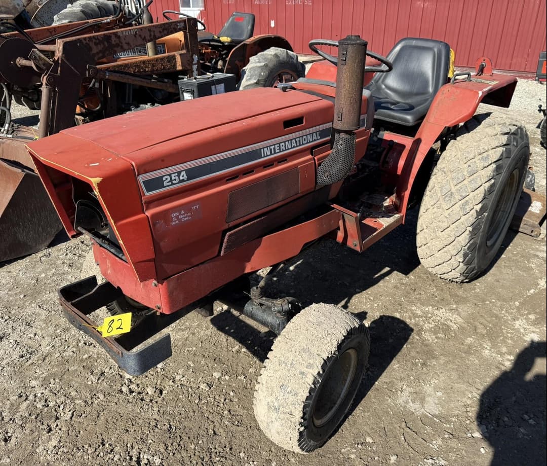 Image of International Harvester 254 Primary image