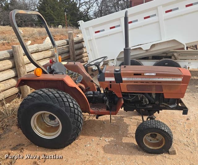 Image of International Harvester 254 equipment image 3