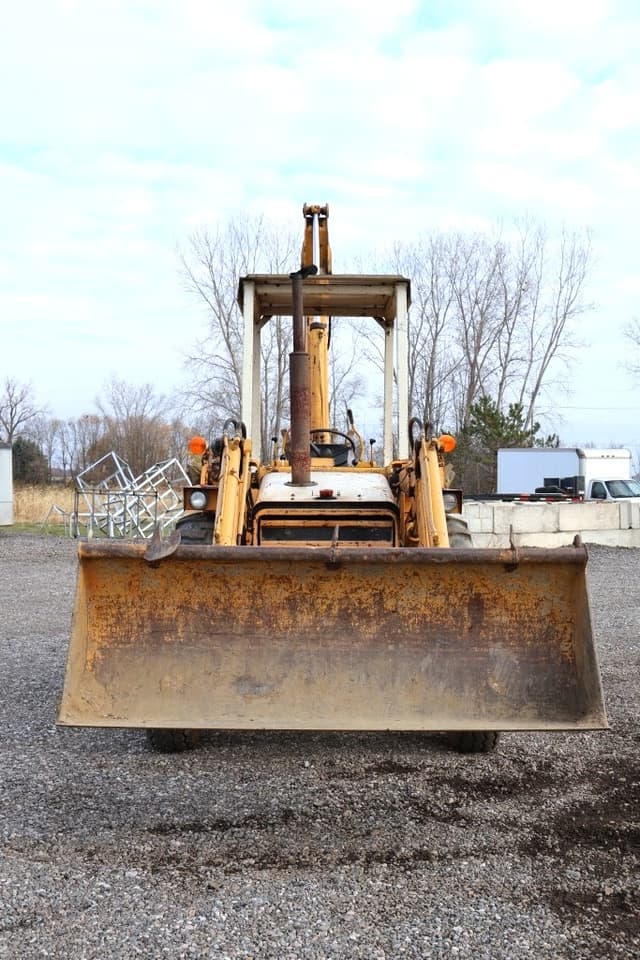 Image of International Harvester 260 equipment image 4