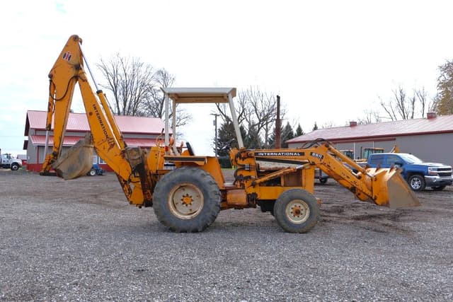 Image of International Harvester 260 equipment image 1