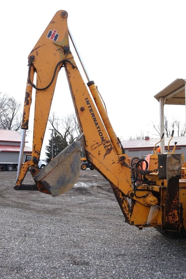 Image of International Harvester 260 equipment image 2