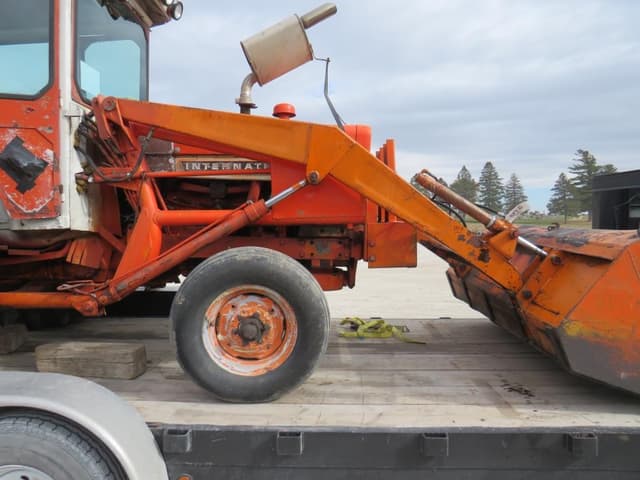Image of International Harvester 2656 equipment image 1