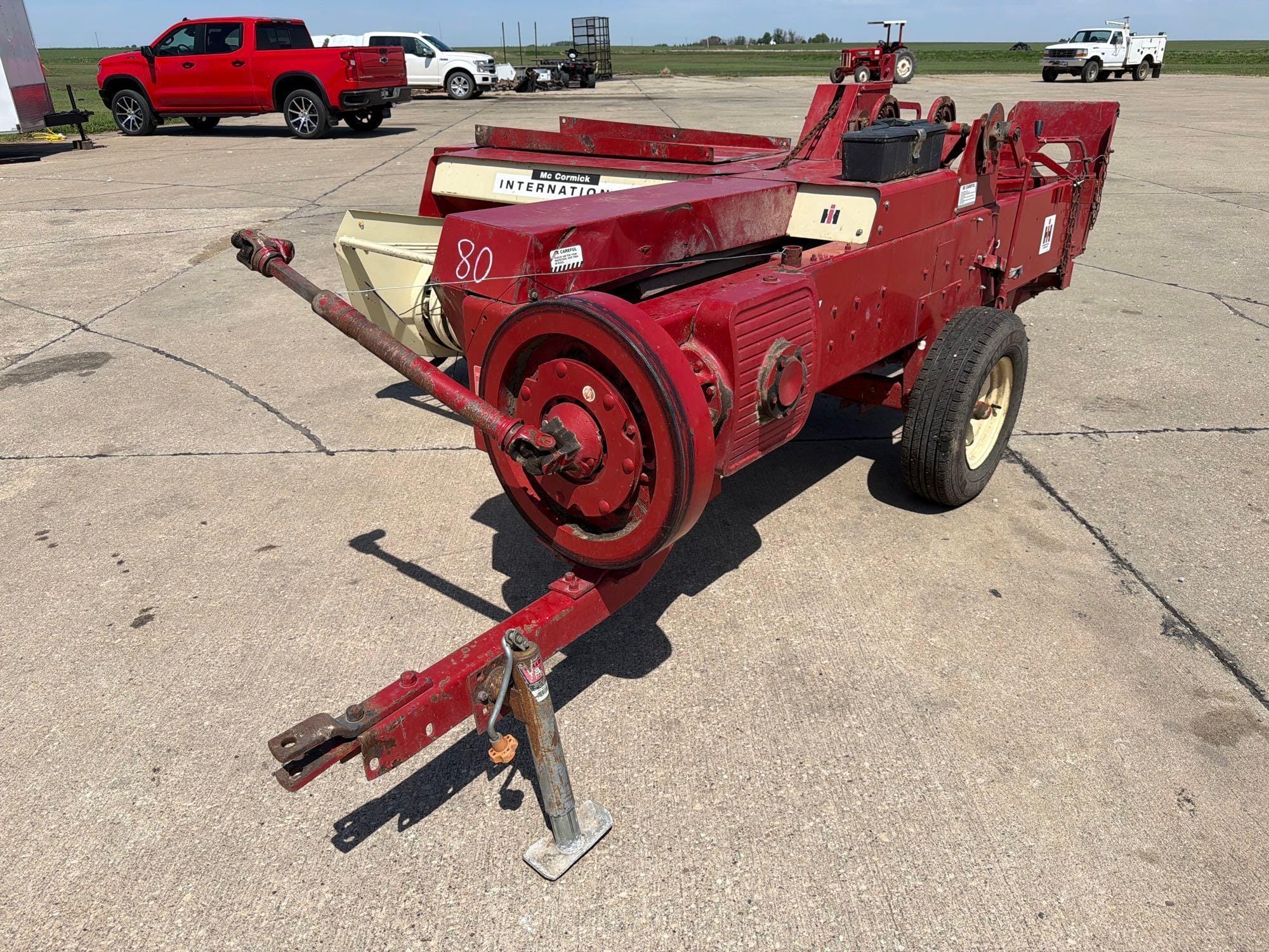 International Harvester 27 Equipment Image0