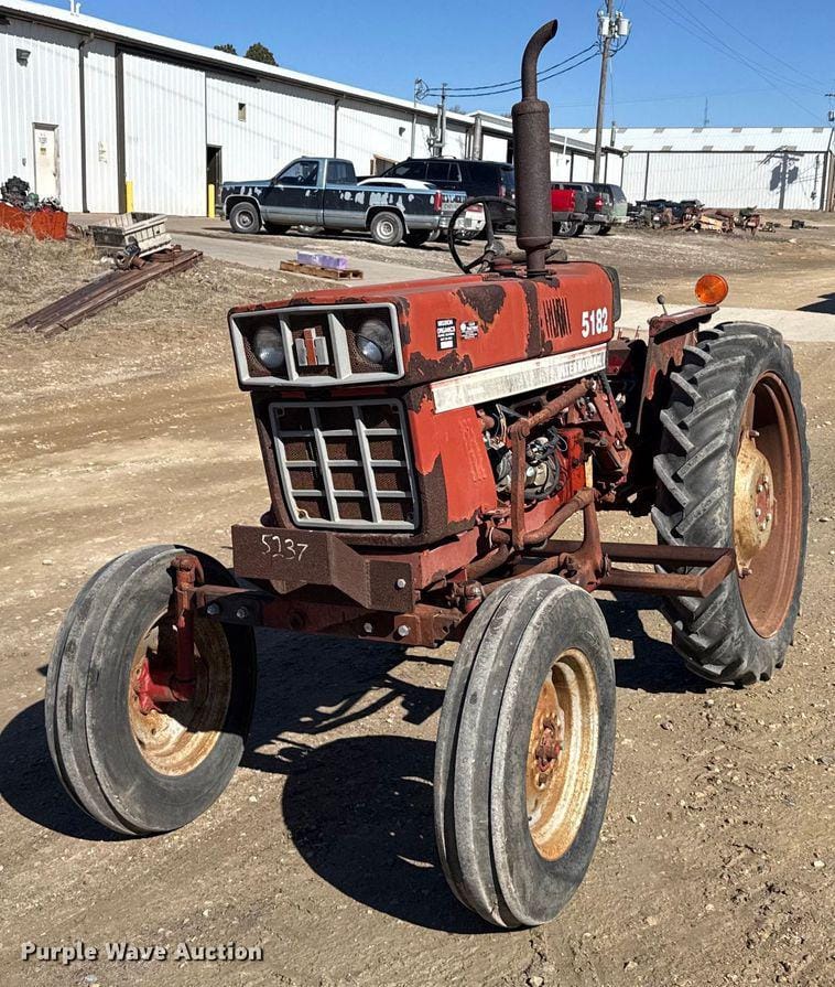 Main image International Harvester 274