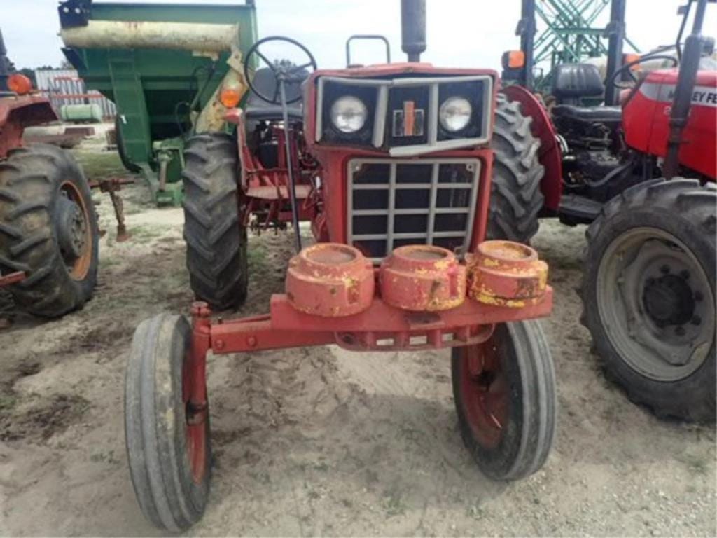 Main image International Harvester 274