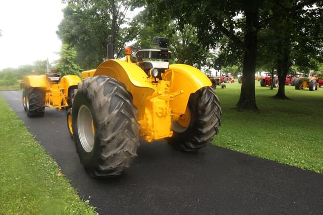 Image of International Harvester 2806 equipment image 4