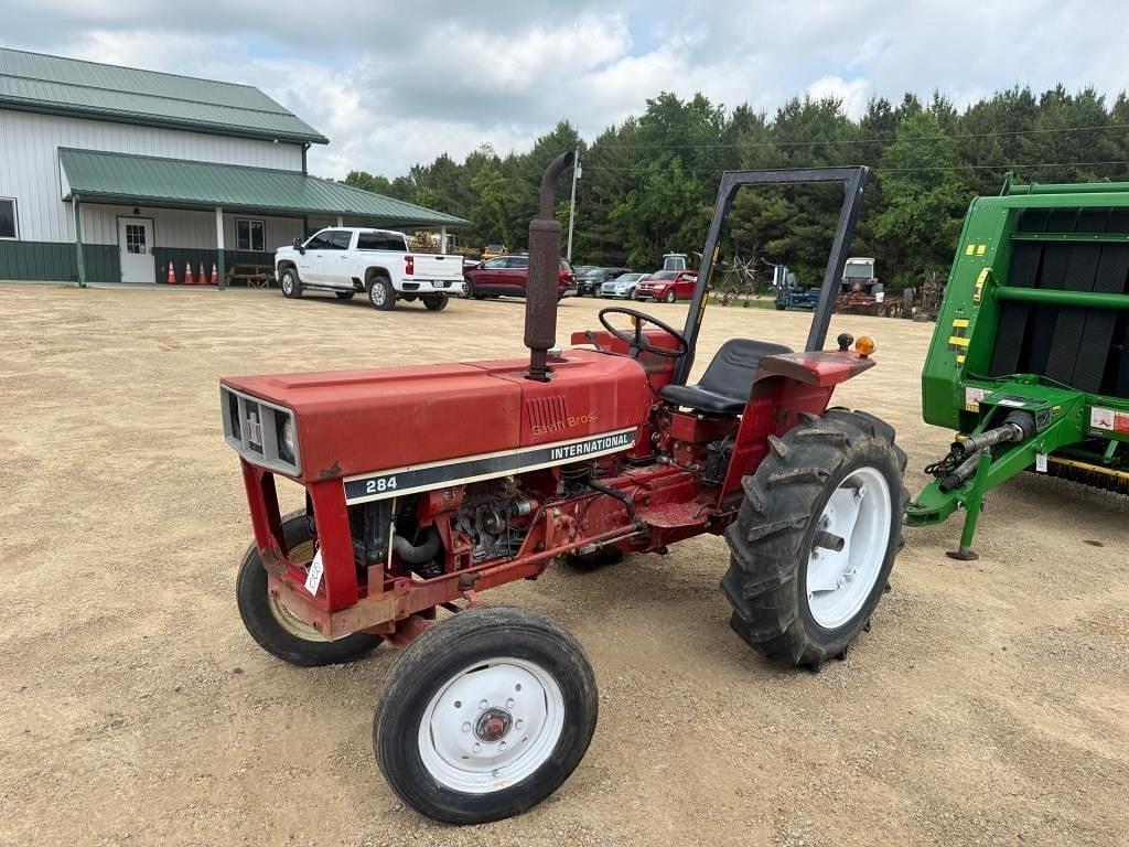 Image of International Harvester 284 Primary image