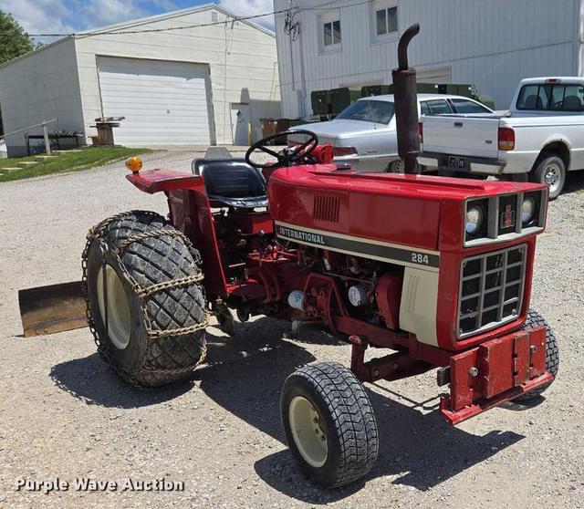 Image of International Harvester 284 equipment image 2