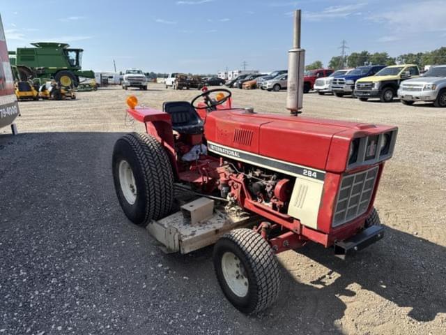 Image of International Harvester 284 equipment image 3