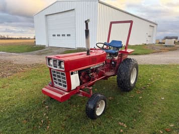 Main image International Harvester 284