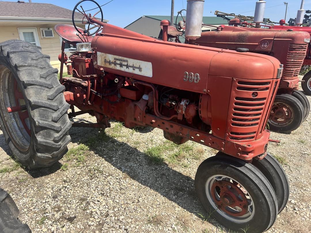 Image of Farmall 300 Primary image