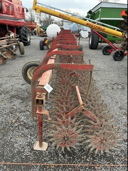 International Harvester 300 Equipment Image0