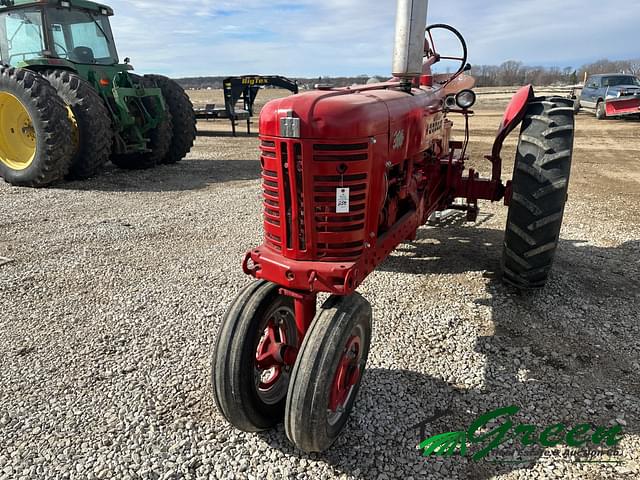 Image of International Harvester 300 equipment image 1