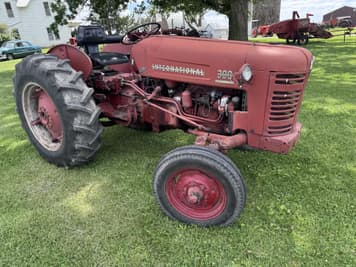 Main image International Harvester 300