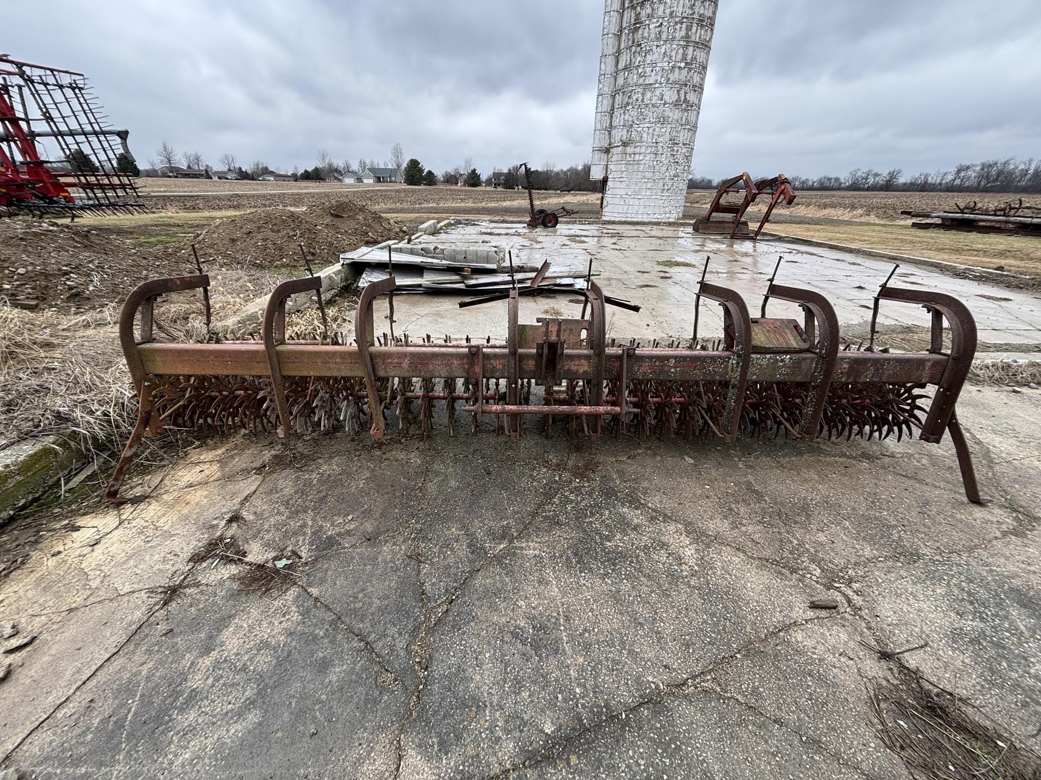 International Harvester 300 Equipment Image0