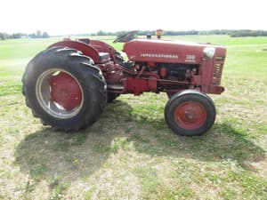 International Harvester 300 Image