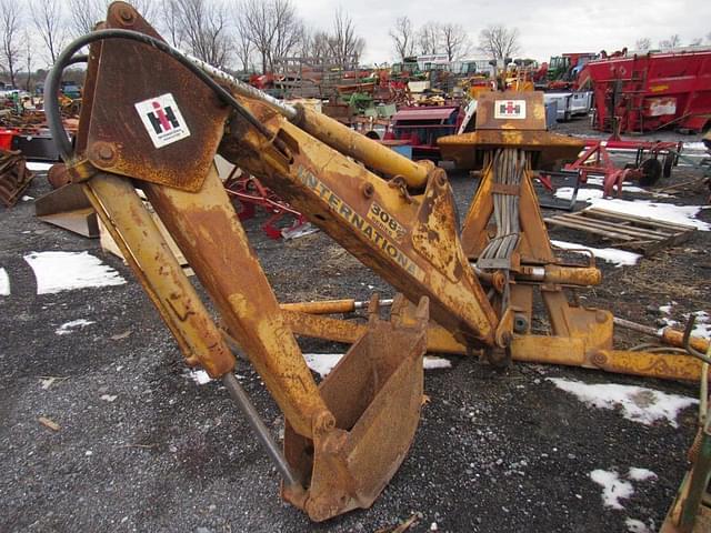 Image of International Harvester 3082 equipment image 4