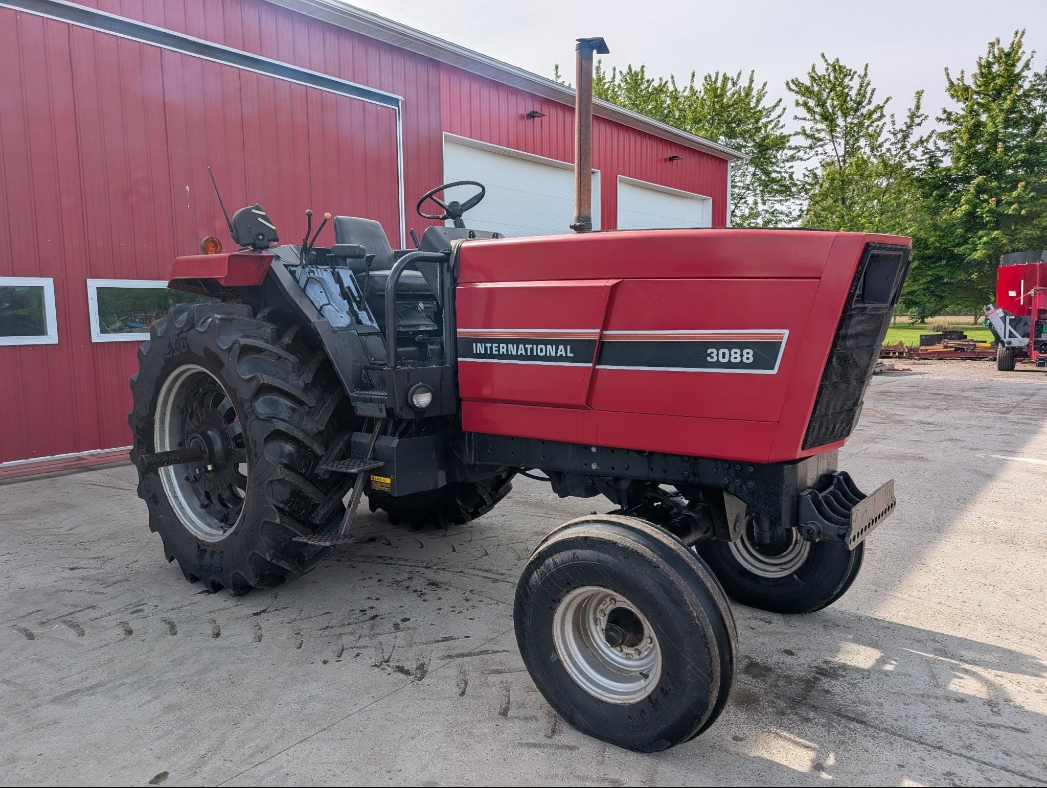 International Harvester 3088 Equipment Image0