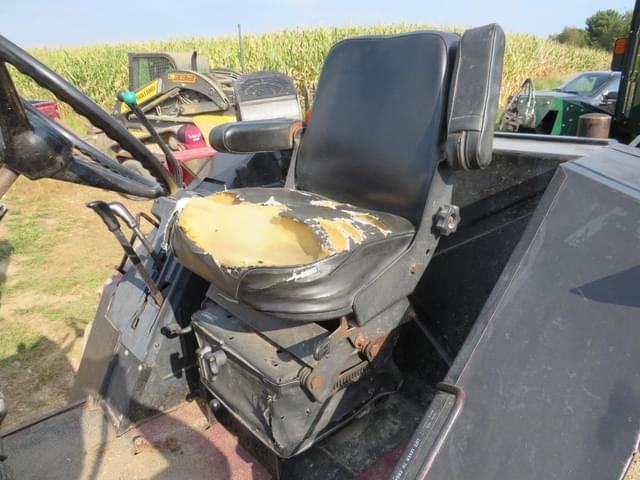 Image of International Harvester 3088 equipment image 4