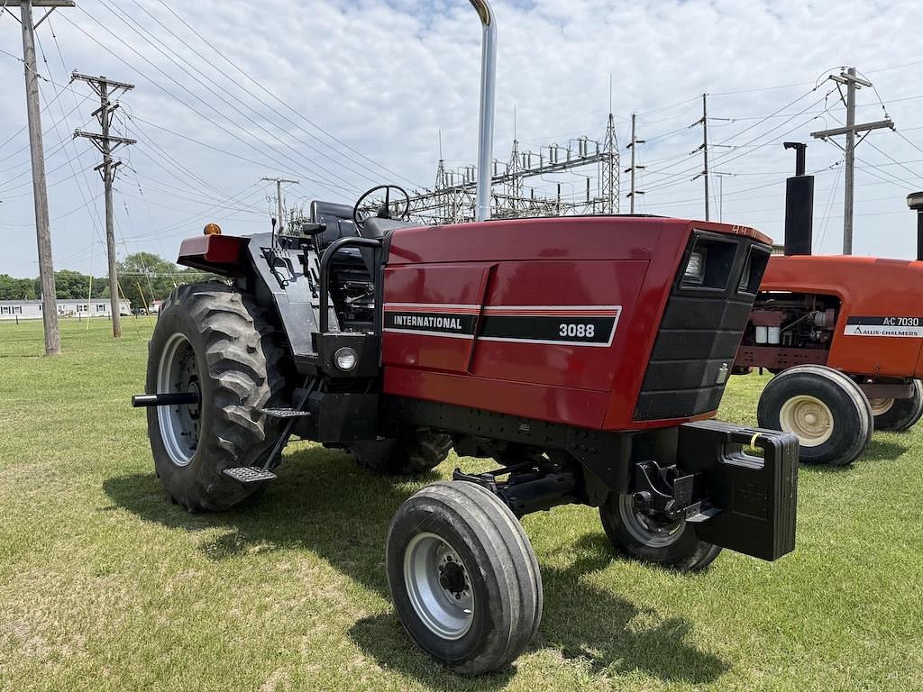 Image of International Harvester 3088 Primary image