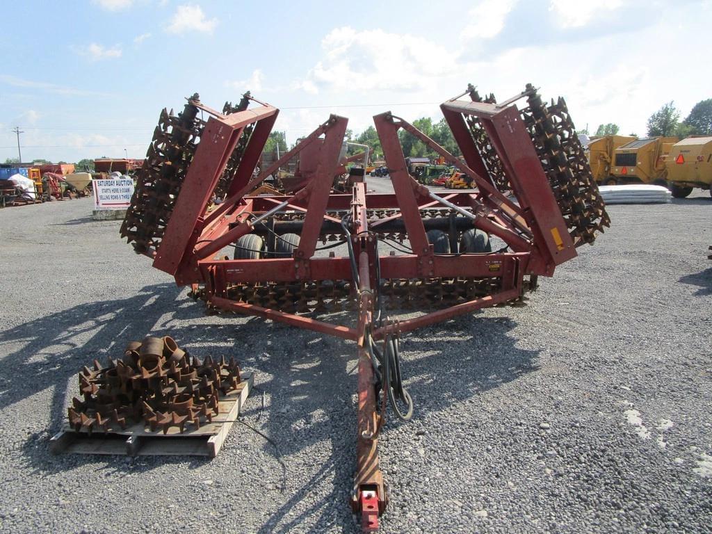 Image of International Harvester 315 Primary image