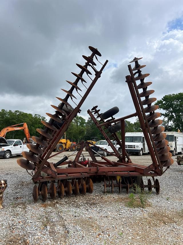 Image of International Undetermined equipment image 2