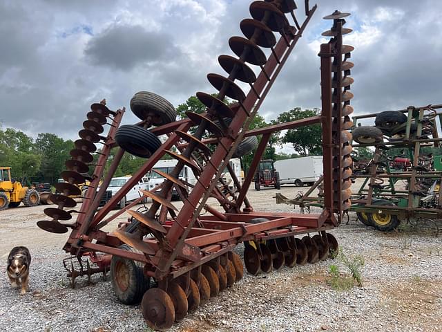 Image of International Undetermined equipment image 1
